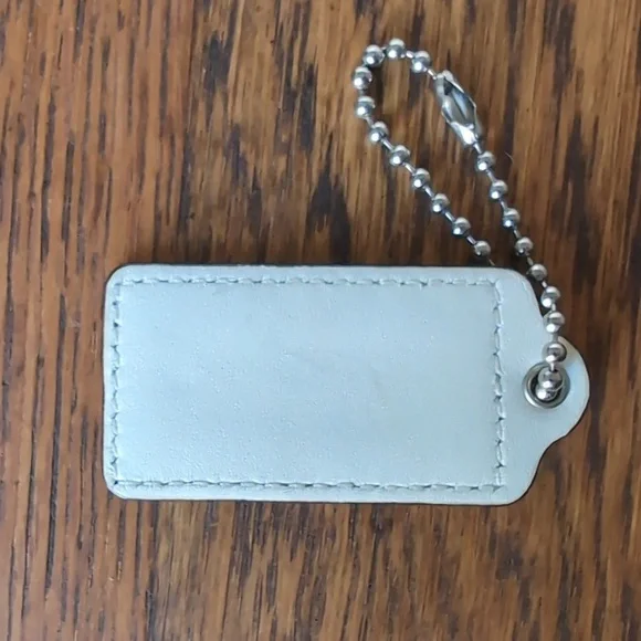 Coach Cream Patent Leather Hang Tag - Picture 2 of 3